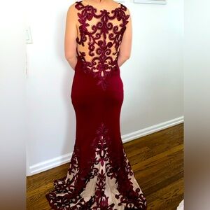 Detailed back dress